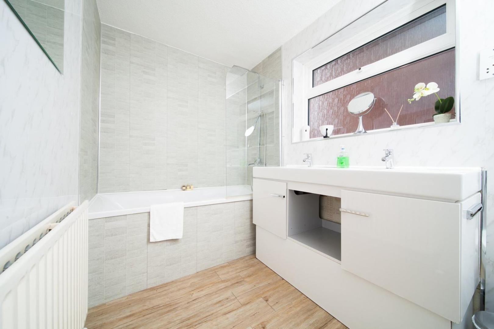 Appartamento Guestready - Spacious 2Br Flat In Peaceful Hove Esterno foto